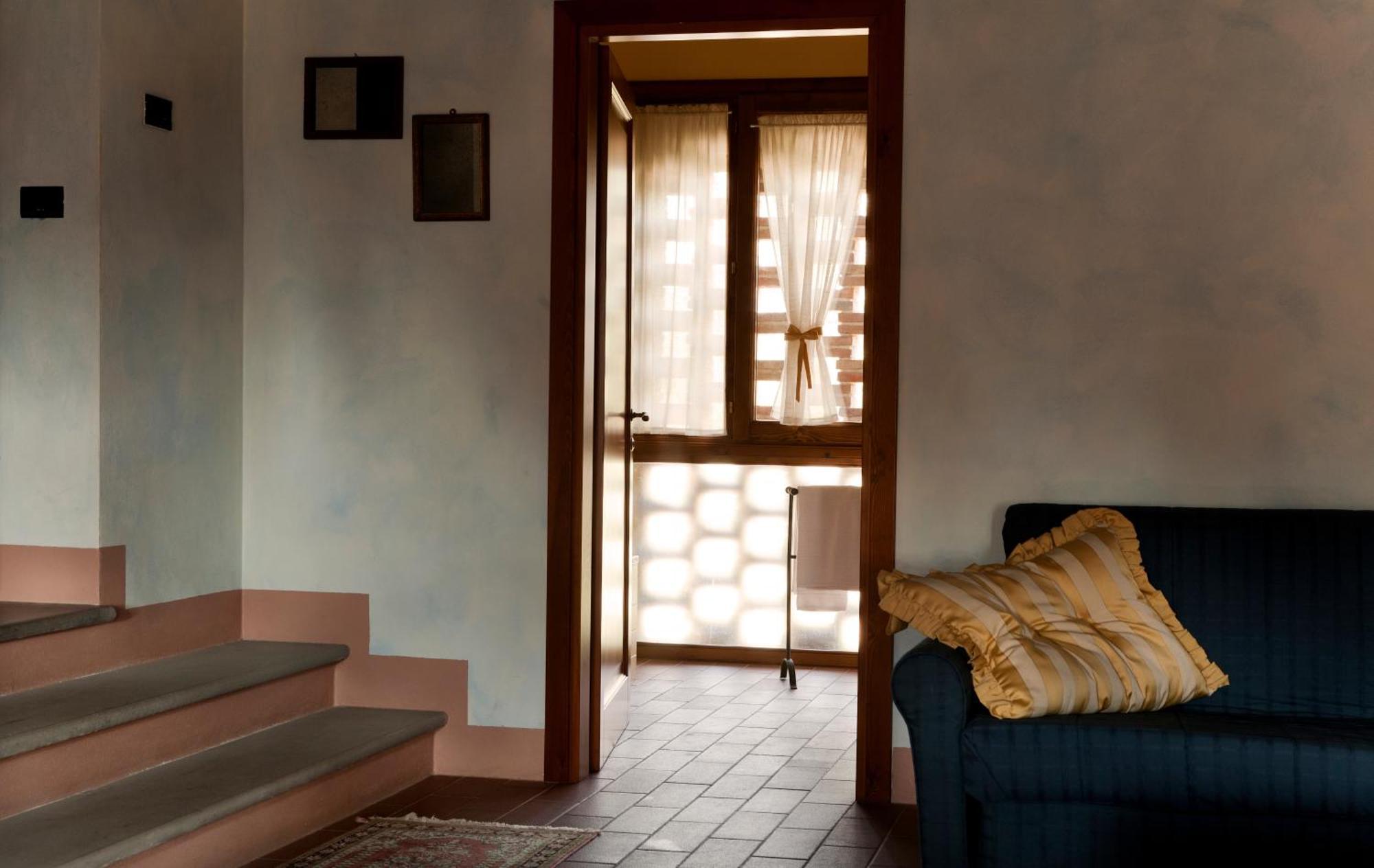 Agriturismo Fattoria Rozzalupi แชร์เรโต กุยดิ ภายนอก รูปภาพ