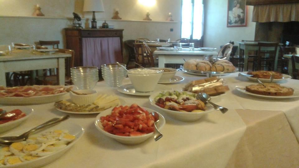 Agriturismo Fattoria Rozzalupi แชร์เรโต กุยดิ ภายนอก รูปภาพ